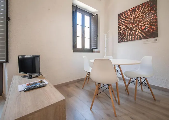 Tarracohomes, Th157 Estudio Contemporáneo Sedassos Tarragona